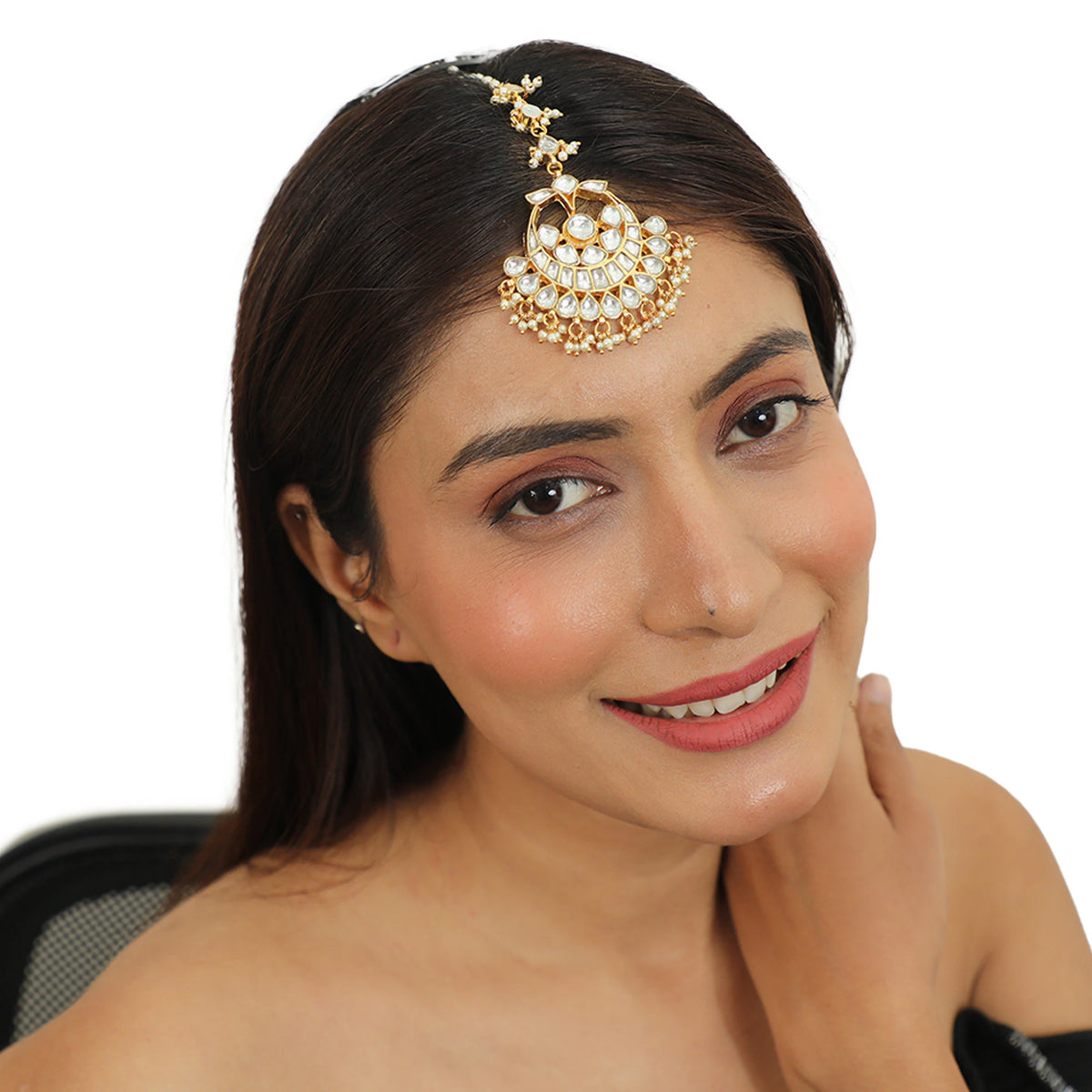 Wedding Wear White Jadtar Stone Tikka
