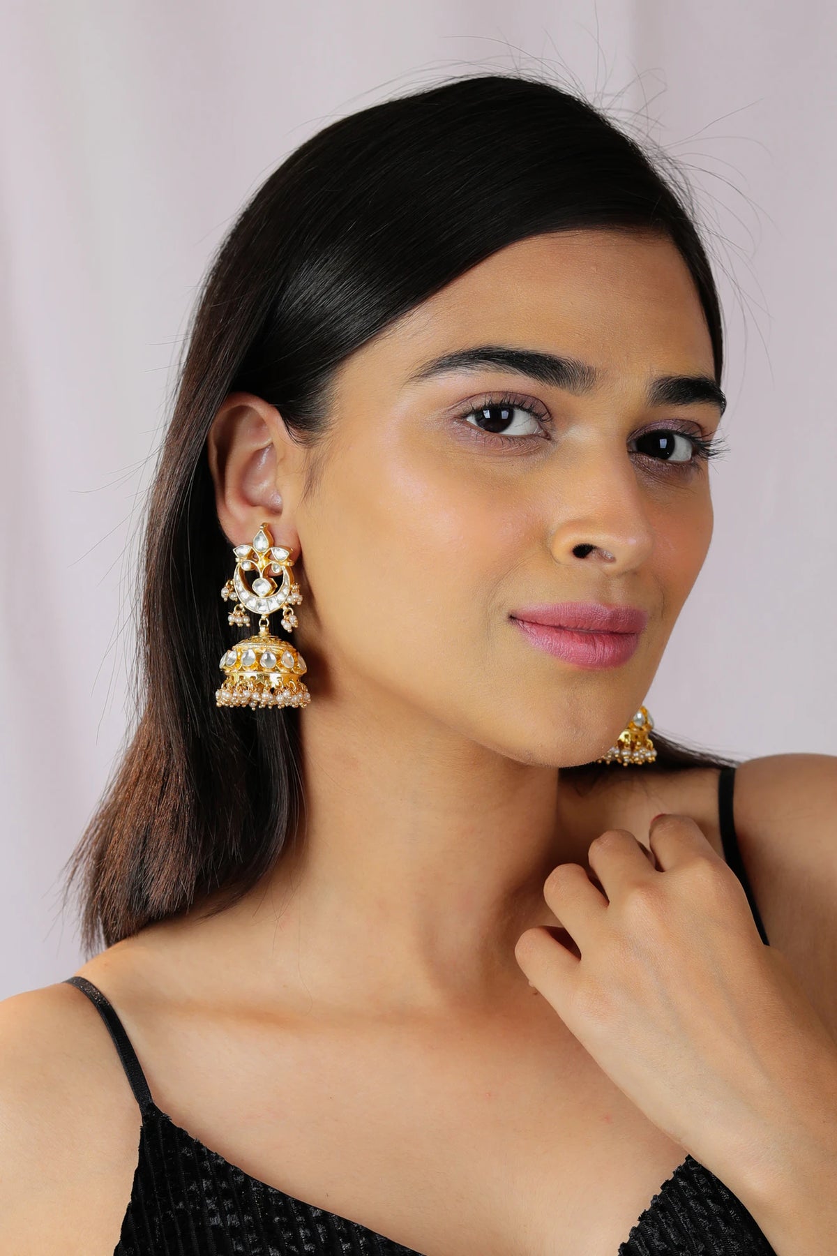 Floral gold plated jhumki with pearl