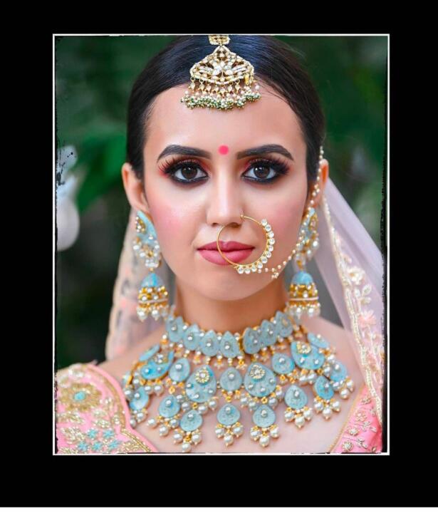 Delicate Nose Ring With White Jadtar Stones