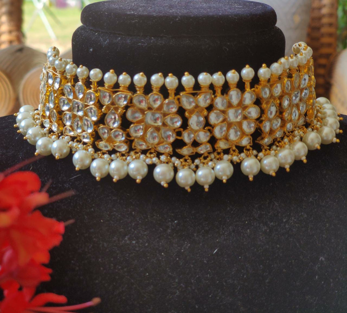 WHITE JADTAR STONE CHOKER SET IN PEARL WITH JHUMKI
