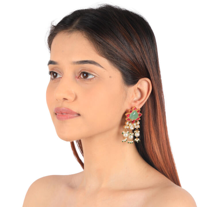 Gold Finish Multicolored Choker Set With White Pearl