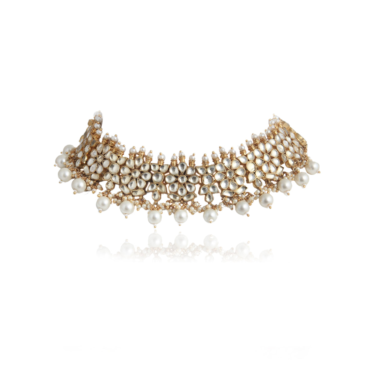 WHITE FLOWER WITH JADTAR STONE NECKLACE SET