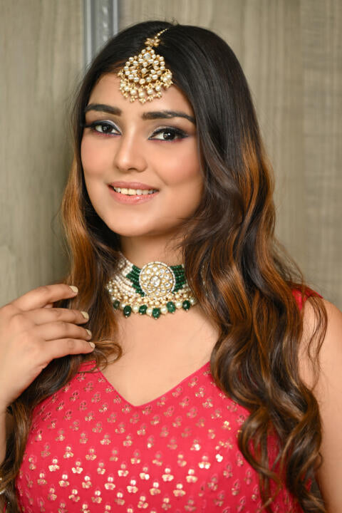 White Choker Set With Small Dark Green And Pearl Line Beadded Green Beads And Pearl