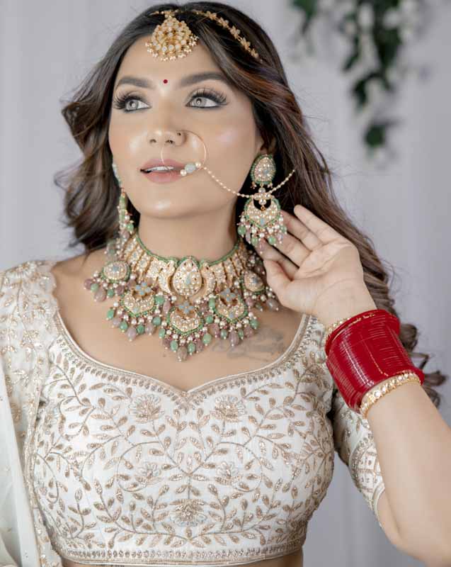 Fushion Necklace With A Touch Of Pastel Colours As Well As Firozi Blue Studded With White Jadtar Stones5