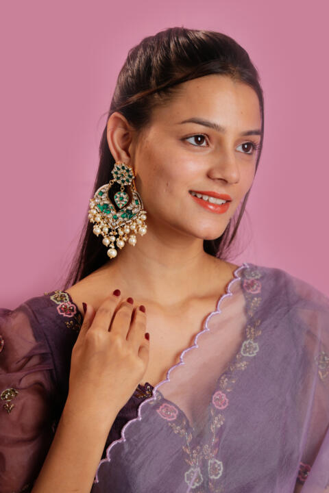Indian wedding wear green white necklace set with pearl