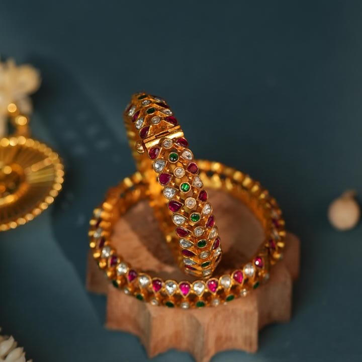 Designer multicolour jadau pink bangle for women(single pc)