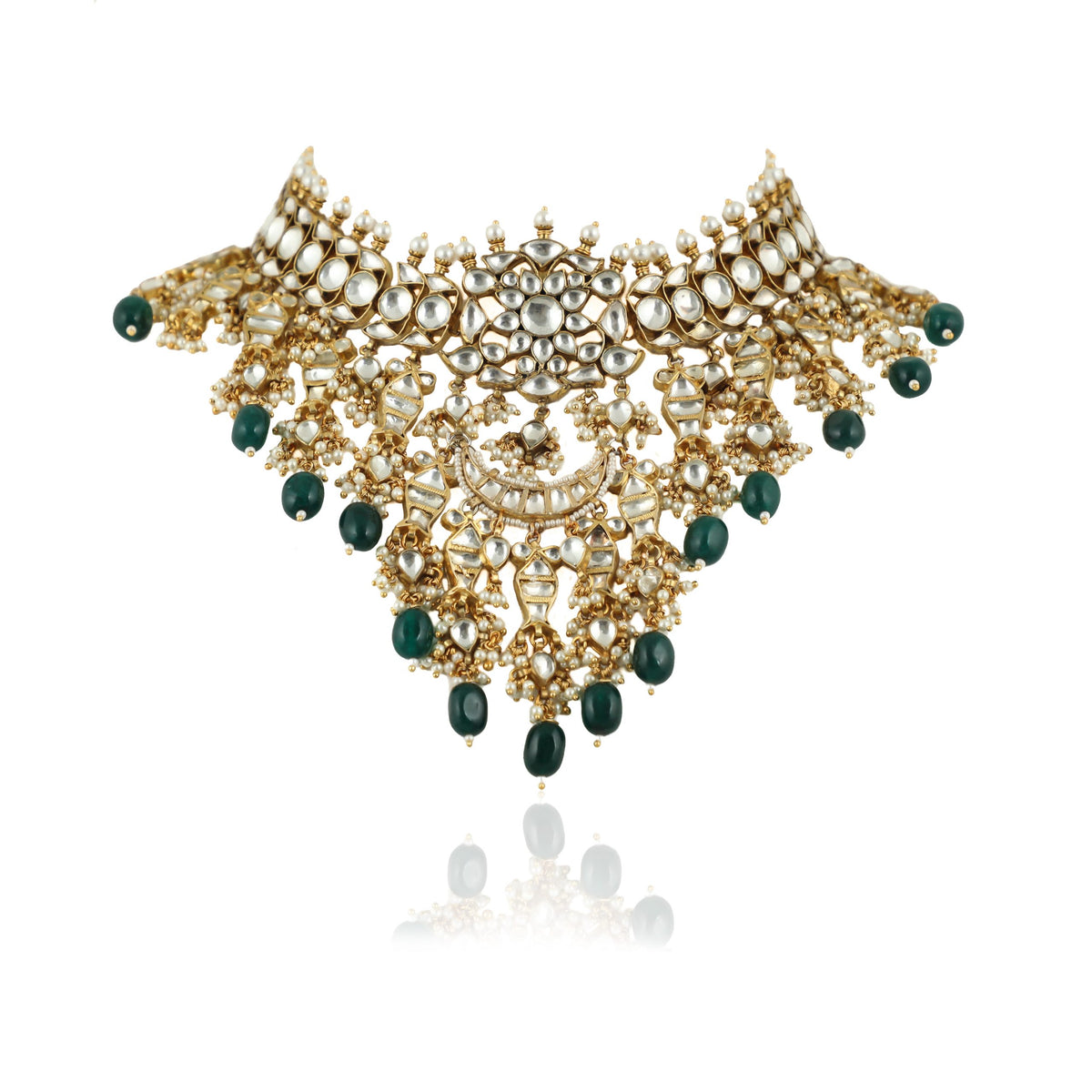 WHITE JADTAR STONE NECKLACE WITH GREEN BEADS