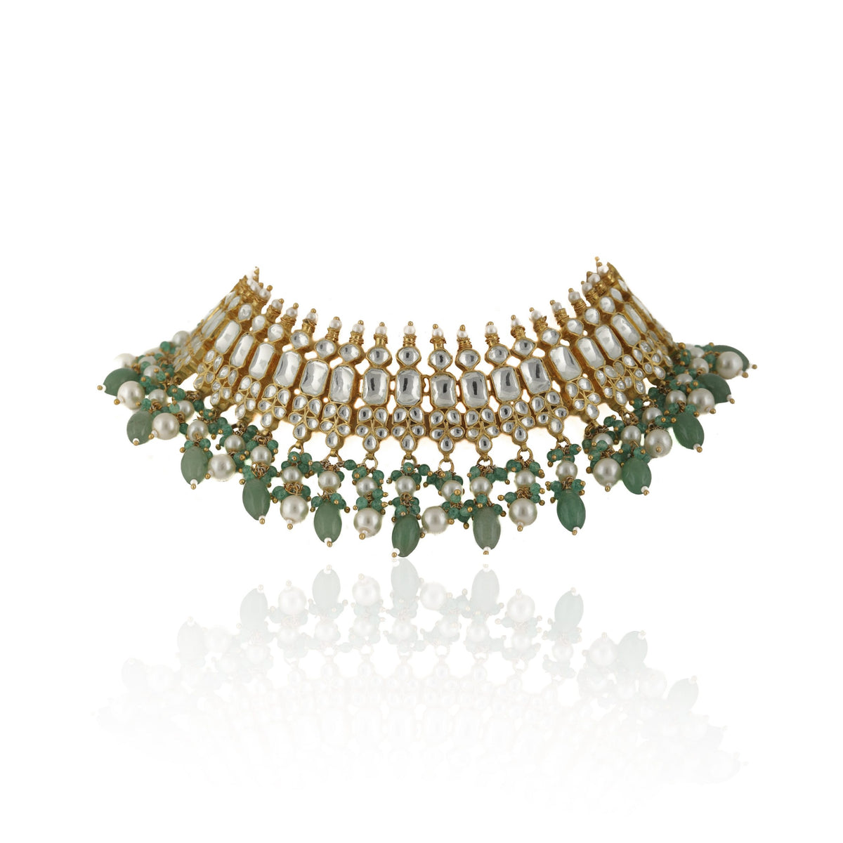 WHITE NECKLACE SET WITH LIGHT GREEN BEADS AND PEARL