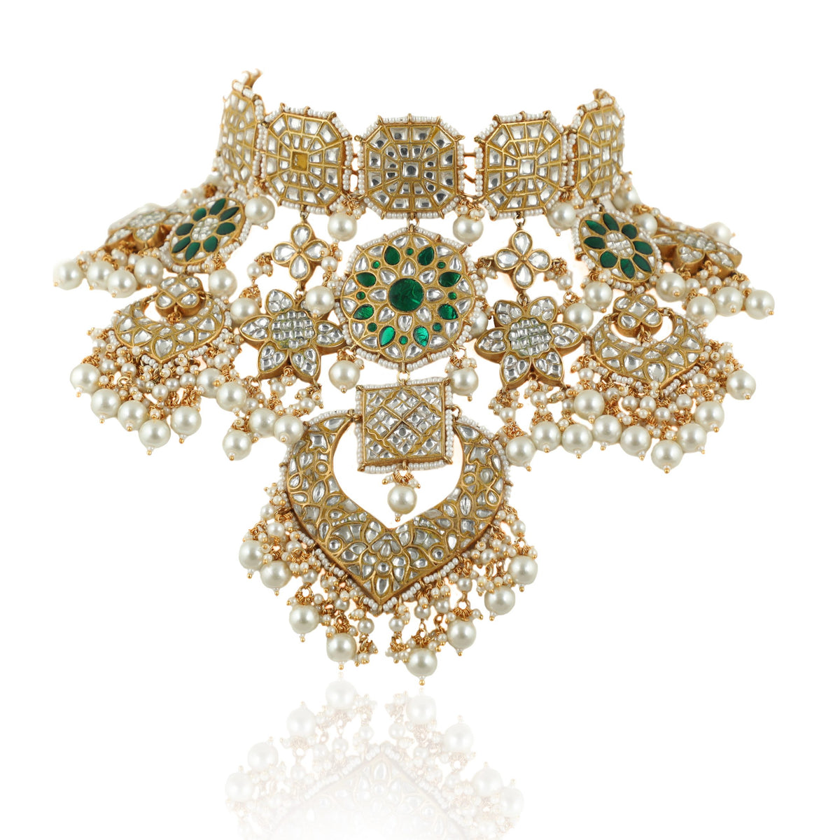 WHITE AND GREEN JADTAR STONE HEAVY BRIDAL NECKLACE SET WITH WHITE AND GREEN STUDS