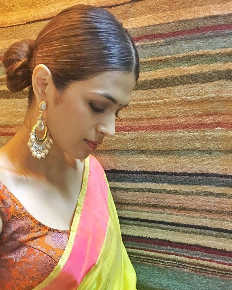 White & Green Jadtar Studded Chandbali