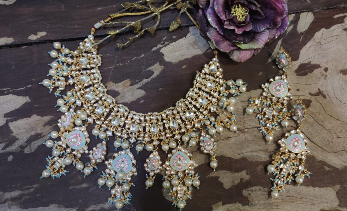 PINK AND WHITE MINA WORK NECKLACE SET WITH FIROZI HINT