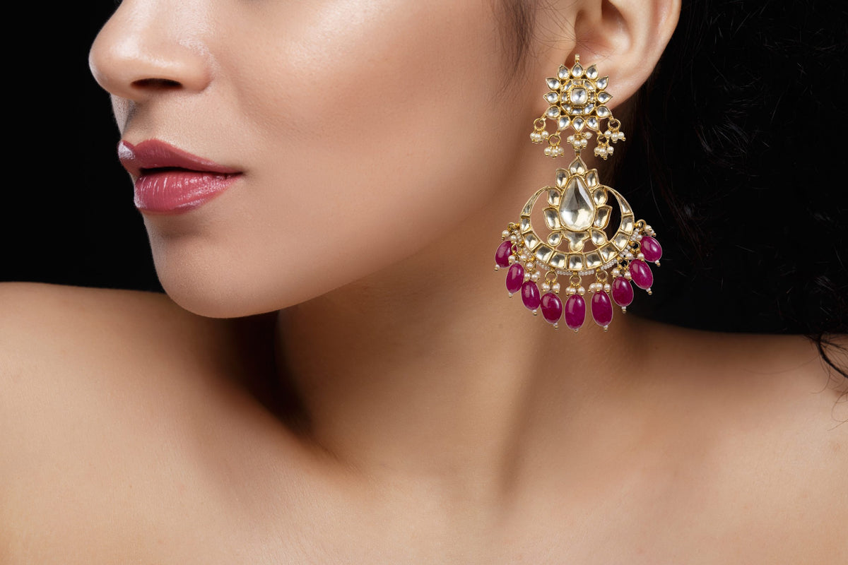 WHITE JADTAR STONE EARRINGS WITH PINK BEADS AND WHITE HANGINGS