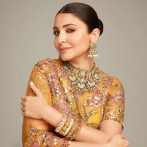 Fushion Necklace With A Touch Of Pastel Colours As Well As Firozi Blue Studded With White Jadtar Stones5