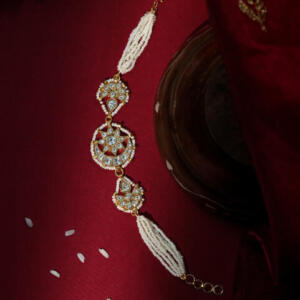 Delicate occasion wear bracelet with pearls