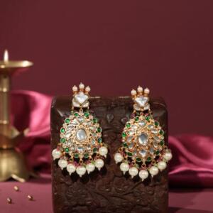 Green statement earrings with white pearl