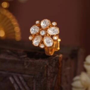 Gold-toned  moissanite floral ring