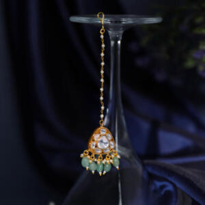 Handcrafted Kundan Maangtikka with Mint Beads