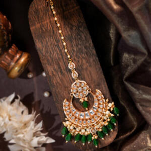 Gold-Plated Kundan Maangtikka with Emerald Green Drops