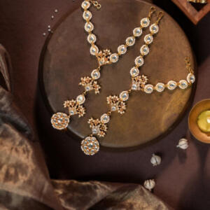 Traditional Ethnic White & Gold Hath Panja/Hathphool