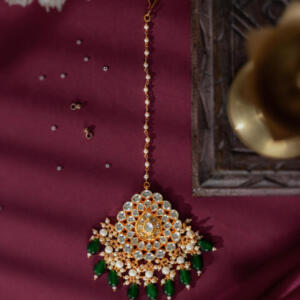 Emerald  green drop jadtar mangtikka