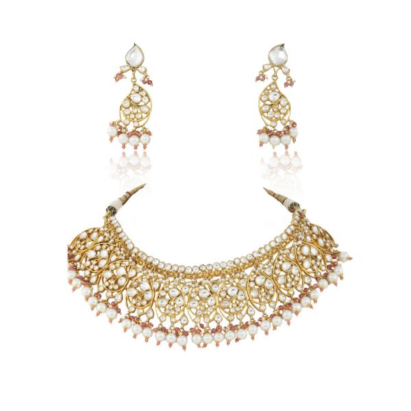 WHITE SMALL STONE OVAL MOTIVES NECKLACE SET WITH PEARL AND LIGHT PINK  HANGINGS