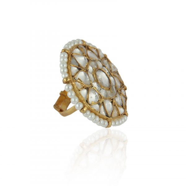 JADATR STONE RING WITH PEARL BORDER