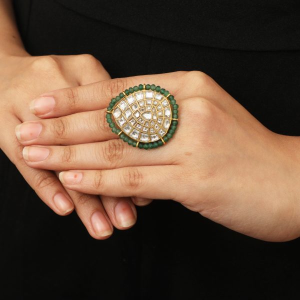 WHITE JADTAR STONES SEA GREEN RING
