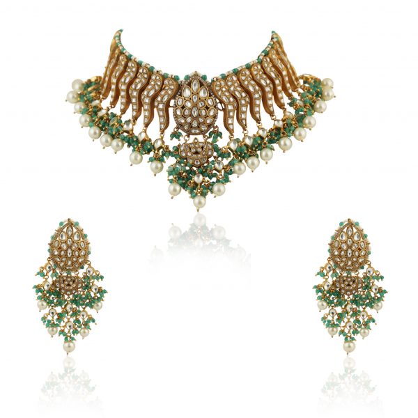 PEACOCK SHAPE WHITE AND SEA GREEN NECKLACE SET