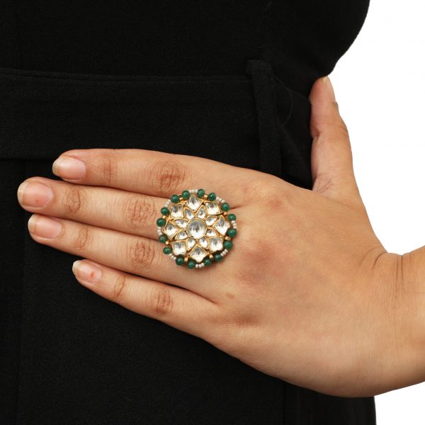 SMALL FLOWER LIGHT GREEN RING