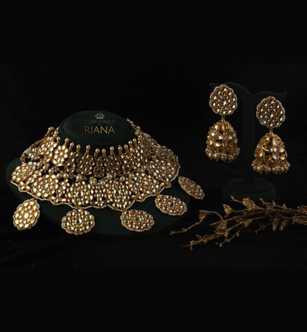 White Jadtar studded Necklace
