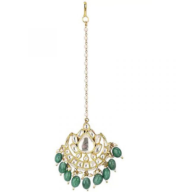 White Jadtar and Green Pearl Studded Kundan Maang tikka