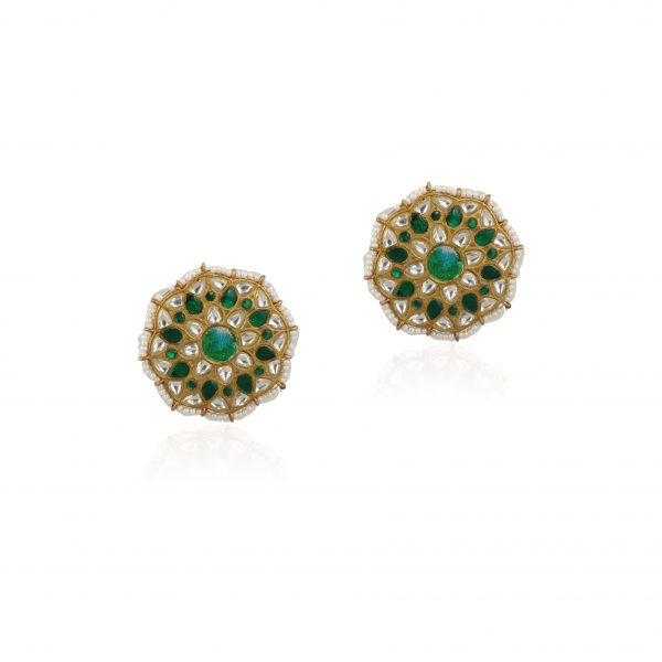WHITE AND GREEN JADTAR STONE HEAVY BRIDAL NECKLACE SET WITH WHITE AND GREEN STUDS