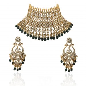 HEAVY BRIDAL NECKLACE WITH UPPER GOLDEN BALLS
