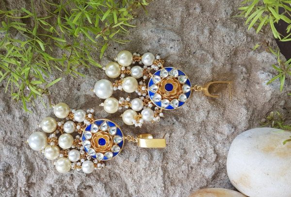 BLUE STONE JADTAR EARRINGS WITH 2 LAYER PEARL BEADS