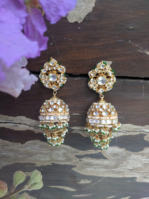 WHITE JADTAR SMALL STONE IN GREEN HANGINGS JHUMKI