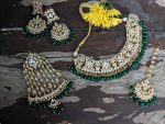 WHITE CHOKER SET WITH GREEN BEADS