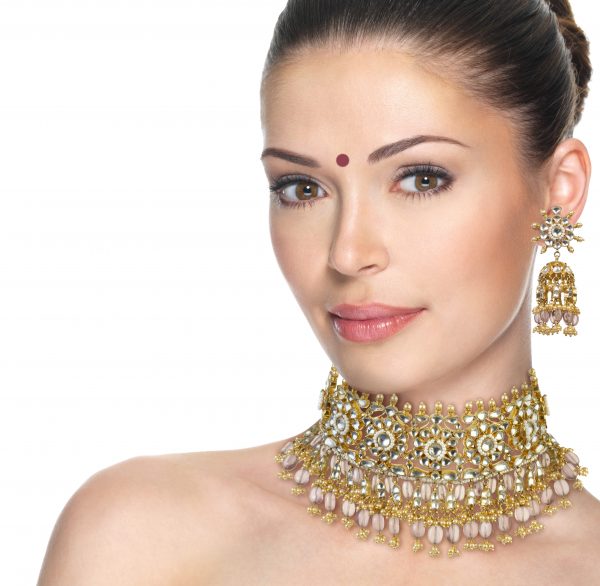 WHITE JADTAR STONE LIGHT PINK HANGINGS NECKLACE SET
