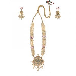 Traditiona Styled Pendant Set of pink florals