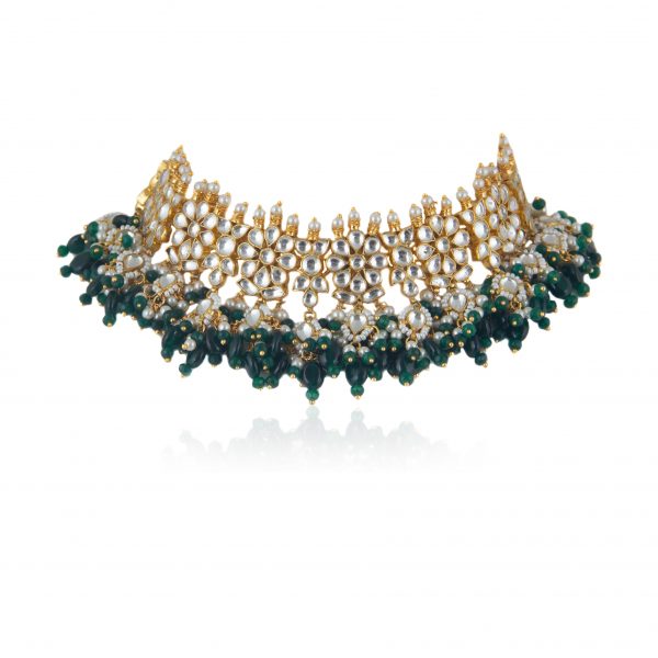 WHITE JADTAR STONE WITH SMALL GREEN BEADS NECKLACE SET
