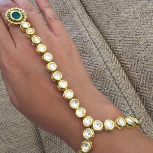 Kundan Hathful With A Touch Of Emerald