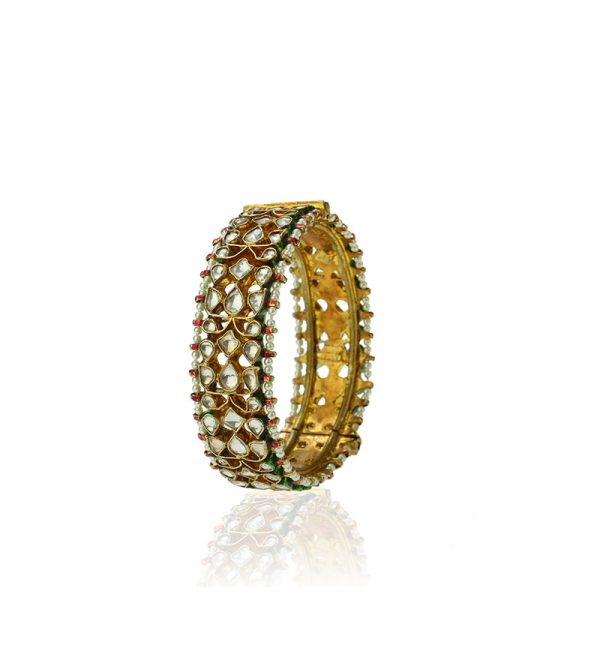 Multishaped jadtar and beads studded bangle