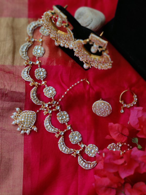 Golden Bridal Matha Patti Jewellery Design