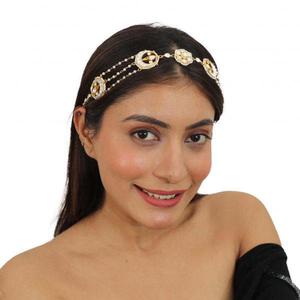 WHITE BRIDAL HAIRBAND